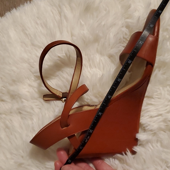 BCBGMazAzria Lennox Leather Wedge Sandals - Picture 8 of 9